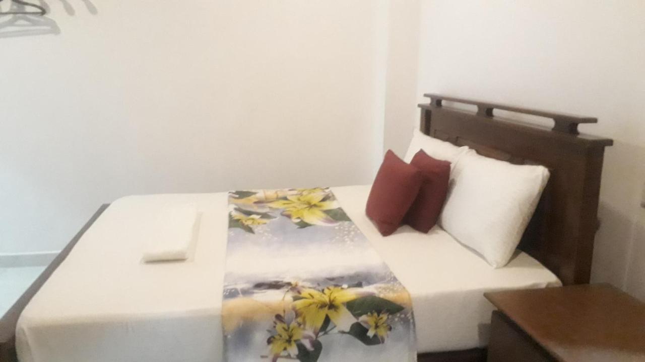 Enara Luxury Stay Katugastota Buitenkant foto