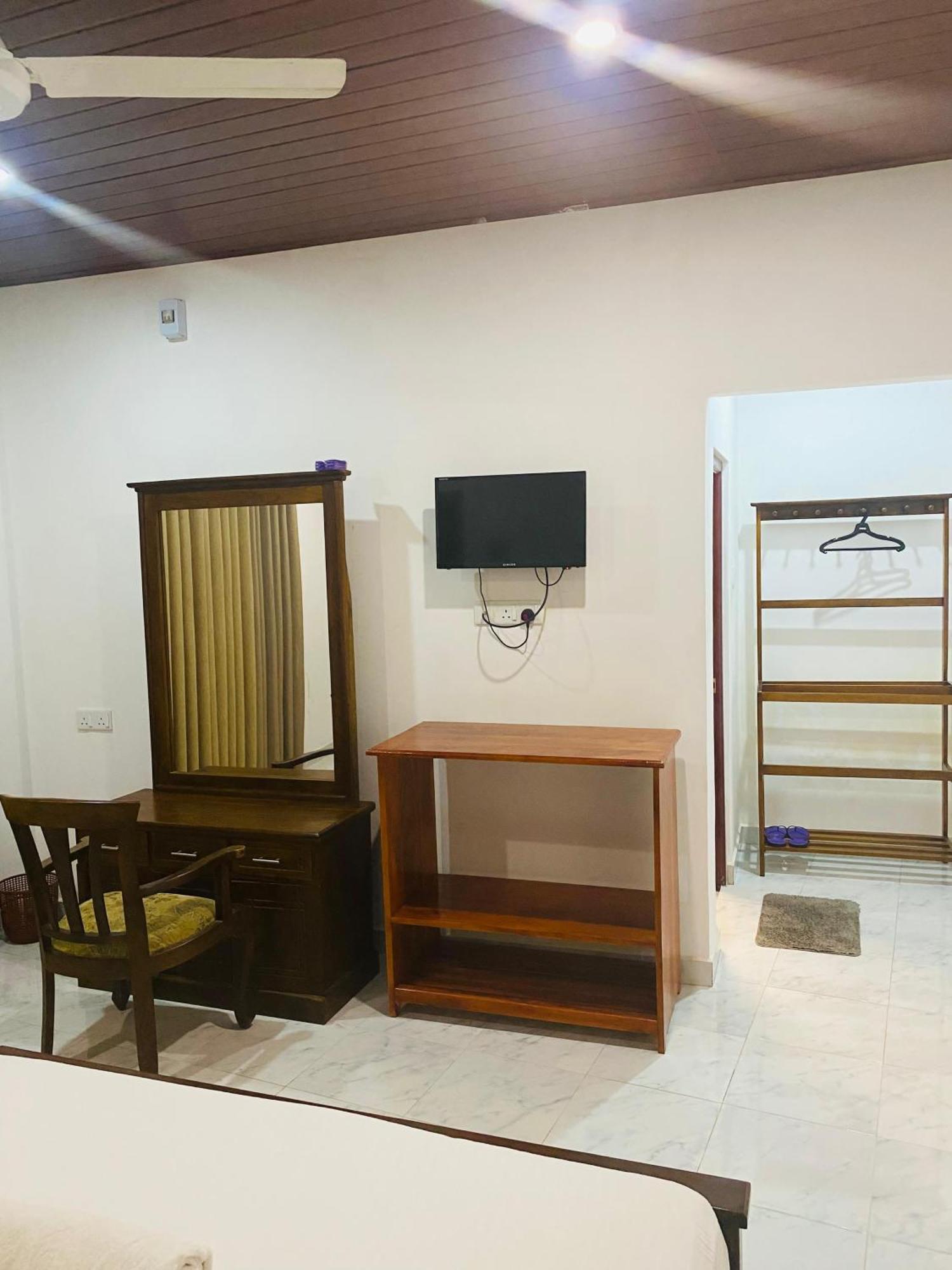 Enara Luxury Stay Katugastota Buitenkant foto